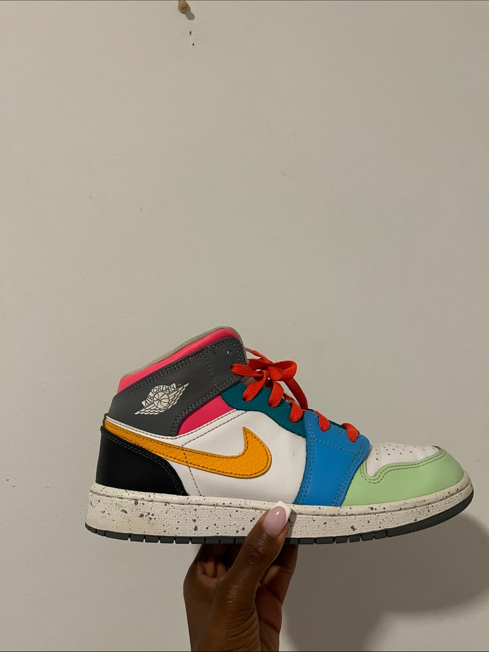 Nike air jordan sneakers